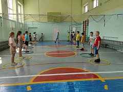 Смена в летнем лагере Ершовского района началась традиционно: ребята узнали свои рост и вес