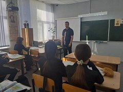 Сотрудники ершовской полиции продолжают проводить профилактические мероприятия для школьников