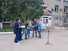 Ершовские сельхозтоваропроизводители приобрели автомобили и квадрокоптеры для военнослужащих СВО