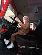 Ершовские дошколята на экскурсии ощутили себя бесстрашными пожарными