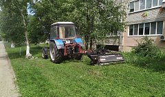 Работы по благоустройству города Ершова продолжаются