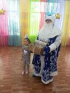 Ершовские дошколята отпраздновали День рождения Деда Мороза