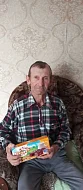 В селе Краснянка Ершовского района поздравили получателей социальных услуг с Днем отца