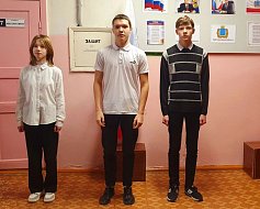 В школе пос.Учебный Ершовского района "Разговор о важном" был посвящён героям Отечества
