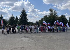 8 августа в Ершове состоялся торжественный митинг в поддержку участников СВО