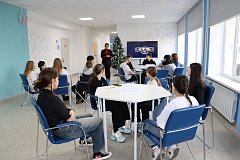 Интересные вопросы, мозговая активность на максимуме, жаркие споры и воля к победе объединили ершовских знатоков