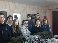 Коллектив Ершовского агролицея шьет маскировочные костюмы для бойцов СВО