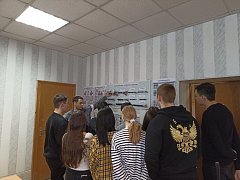 Ершовские старшеклассники познакомились с профессией связиста