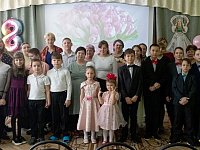 В Ершовском реабилитационном центре прошел концерт «Очарование весны»