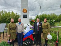 В ершовском селе установили мемориальную плиту с именами ветеранов ВОВ