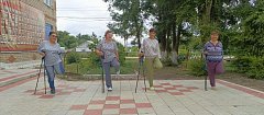 Для ершовских сельчан организовали сеанс арт-терапии «Рисуем здоровье»
