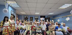 Все начинается с любви: в ершовском центре соцобслуживания отметили День семьи, любви и верности