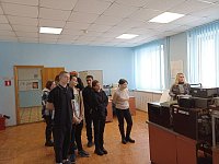Ершовские старшеклассники познакомились с профессией связиста