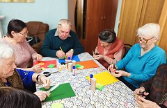 Ершовцы приняли участие в творческом мастер-классе «Отдарок за подарок: для милых дам»