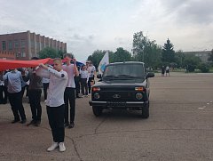 Ершовские сельхозтоваропроизводители приобрели автомобили и квадрокоптеры для военнослужащих СВО