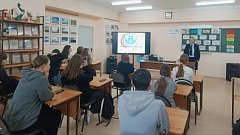 Ершовские полицейские приняли активное участие в проведении Всероссийского дня правовой помощи детям