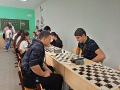 В Ершовском районе прошел межпоселковый турнир по шашкам среди детей и взрослых