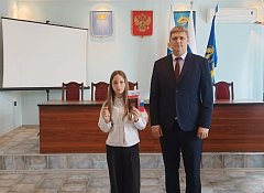 Юные ершовцы в торжественной обстановке получили свои первые паспорта