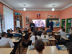 Ершовских подростков призвали быть бдительными в онлайн-среде