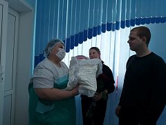В Ершовском роддоме появилась на свет первая в этом году новорожденная