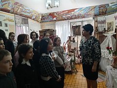 Ершовские школьники посетили выставку «На переломе эпох», посвященную СВО