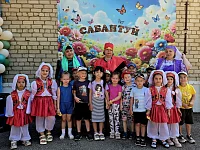 Праздник дружбы и традиций: в детском саду г. Ершова весело и шумно отметили Сабантуй