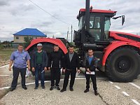У ершовских студентов появилась возможность получить удостоверение тракториста-машиниста, не выезжая за предела района