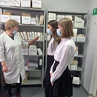 Для ершовских школьников организовали экскурсию по районной поликлинике