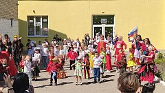 Ершовские дошкольники знакомятся с культурным наследием народов России