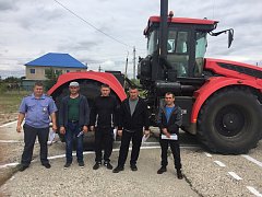 У ершовских студентов появилась возможность получить удостоверение тракториста-машиниста, не выезжая за предела района