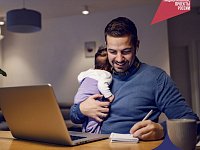 Больше половины жителей страны успешно совмещают семью и карьеру