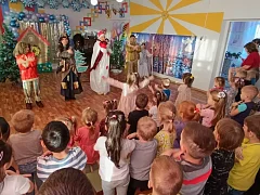 "В снежном царстве, в морозном государстве" очутились ершовские дошкольники