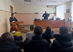 В День студентов в ОМВД России по Ершовскому району прошло профориентационное мероприятие «Связь поколений»