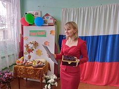 Ершовские «селяночки» за чашкой чая и урожай обсудили, и песни попели