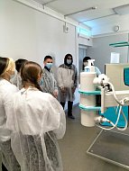 Для старшеклассников организовали экскурсию в Ершовскую районную больницу