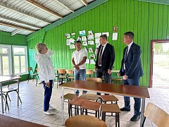 С рабочим визитом Ершовский район посетил уполномоченный по правам ребенка в Саратовской области