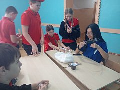 Год единства народов стартует в ершовской школе с фестиваля семейного творчества