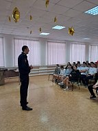 Новый год ершовские полицейские начали с активной работы по профилактике правонарушений среди подростков