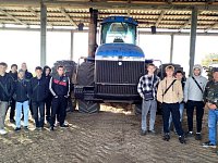 На сельхозпредприятии ершовские студенты воочию увидели применение теории на практике