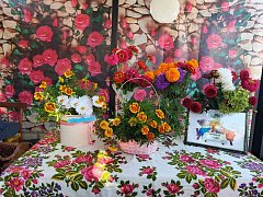 В ершовском селе прошли тематические посиделки в День разноцветных букетов