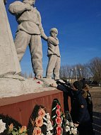 В День Героев Отечества в Ершове прошла  акция  "Вахта памяти" 