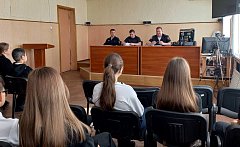 Отряд «Юный друг полиции» школы № 2 города Ершова побывал в отделе полиции