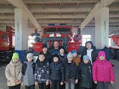 Экскурсия с пользой: ершовские школьники побывали в Пожарной части № 40