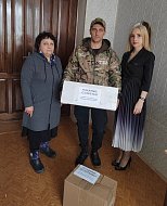 Студенты и швеи Ершовского агролицея продолжают шить маскировочные костюмы для военнослужащих СВО