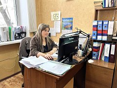 Сотрудники ершовской службы по делам несовершеннолетних отмечают профессиональный праздник
