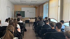 Сотрудники полиции проводят активную работу, чтобы образ жизни ершовской молодежи был здоровым