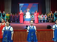 В Ершове торжественно открыли Год единства народов России