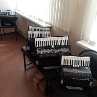 Ершовскую школу искусств посетила министр культуры области Наталья Щелканова 