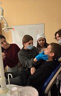 Будущие врачи в деле: старшеклассники из Ершовского района заглянули за кулисы медицинской профессии