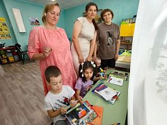 В эксплуатационном локомотивном депо Ершов прошла акция «Собери ребенка в школу»